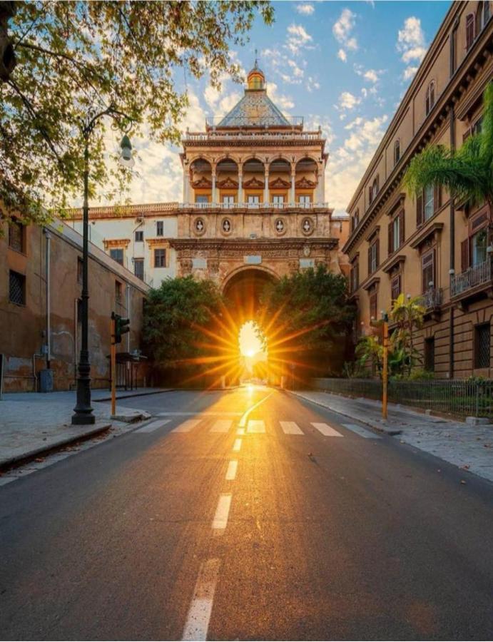 Hola Cathedral House Al Capo Apartment Palermo Bagian luar foto